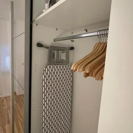 An Der Therme, Bademantelgang Zur Limestherme Apartment *